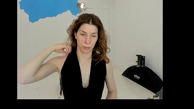 Snapshot of YourSuperModel chatting on 04-05-26, 07:38 YourSuperModel online show from 04-05-26, 07:38
