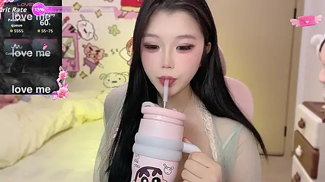 Snapshot of xiSSts chatting on 09-28-25, 10:09 xiSSts online show from 09-28-25, 10:09