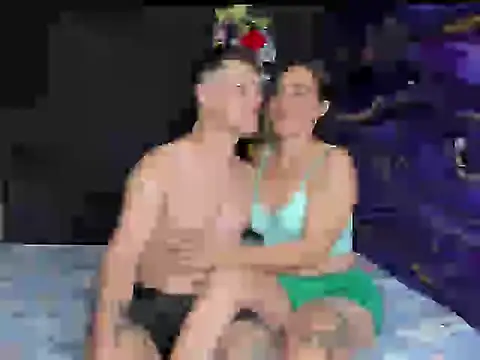 Snapshot of Zara_cum69 chatting on 12-24-24, 01:27 Zara cum69 online show from 12-24-24, 01:27