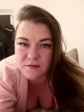 LunikaLunaX online show from 01-10-26, 04:53