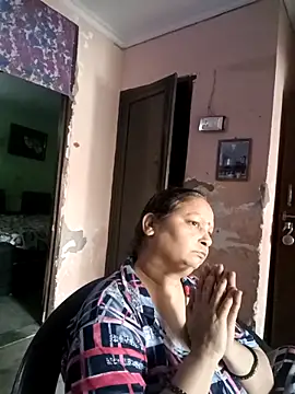 Snapshot of Kavya_kapoor chatting on 03-29-26, 04:23 Kavya kapoor online show from 03-29-26, 04:23