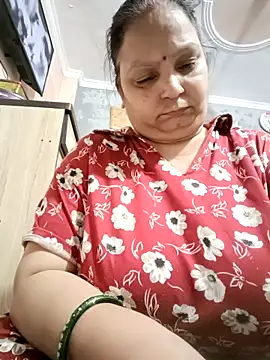 Snapshot of Kavya_kapoor chatting on 04-10-26, 05:17 Kavya kapoor online show from 04-10-26, 05:17