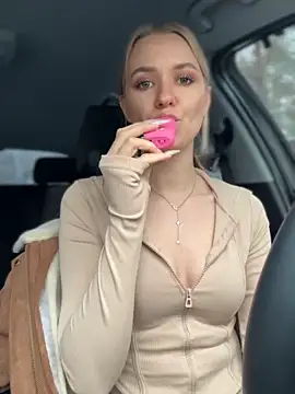 Devill Angel  online show from 11-20-25, 10:04