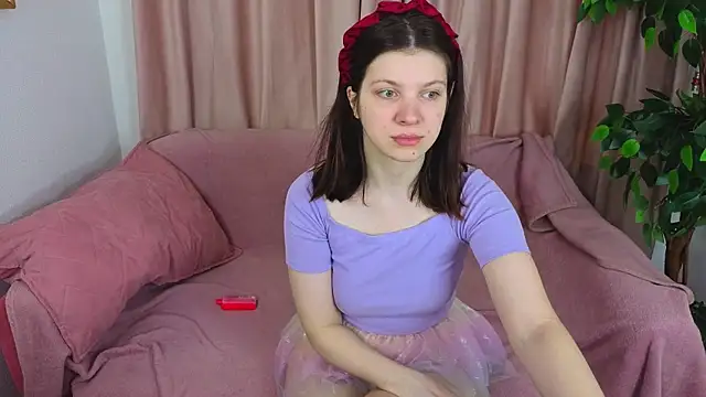 Baby Evalena online show from 06-20-26, 04:59