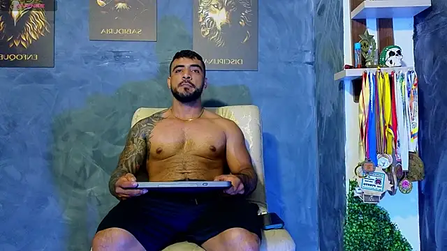 ERIC HARRISON online show from 09-19-25, 02:57