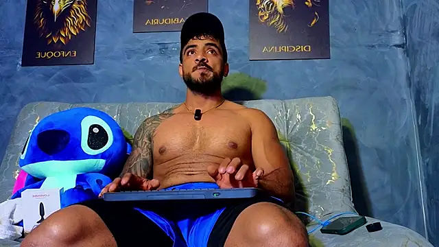 ERIC HARRISON online show from 10-18-25, 02:47