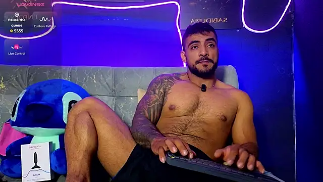 ERIC HARRISON online show from 12-18-25, 02:17