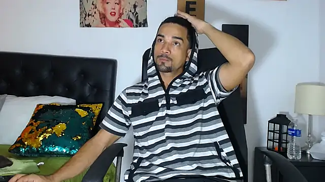 ryan musclexxx online show from 12-08-24, 03:32