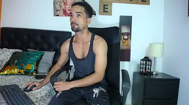 ryan musclexxx online show from 12-14-24, 07:40