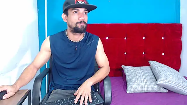 ryan musclexxx online show from 01-17-25, 02:50