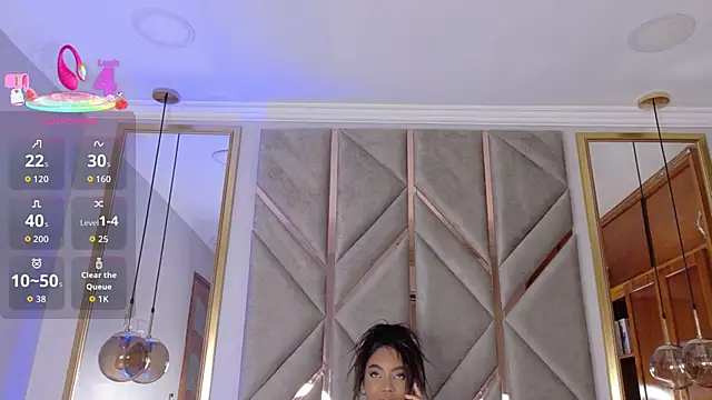 Lola King online show from 10-06-25, 08:06