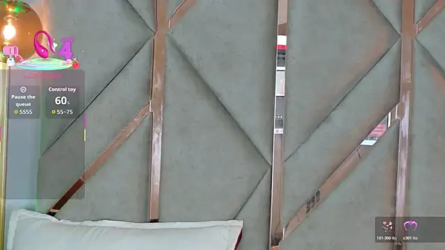 Lola King online show from 12-20-25, 02:51