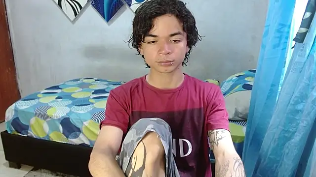 Snapshot of Lovebeng_ chatting on 04-02-26, 08:06 Lovebeng online show from 04-02-26, 08:06