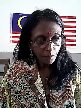 mamakarma1403 online show from 10-17-25, 02:26