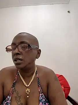 mamakarma1403 online show from 06-12-26, 03:27