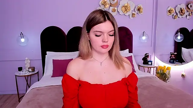 Snapshot of ZaraBloom chatting on 03-09-25, 03:38 ZaraBloom online show from 03-09-25, 03:38