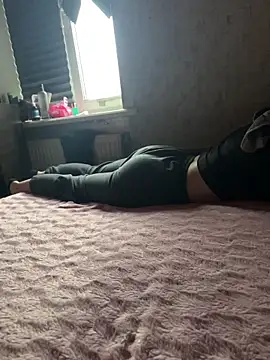 Artur6663 online show from 11-17-25, 07:36