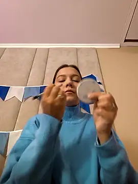 AliceBrayan online show from 10-03-25, 05:04