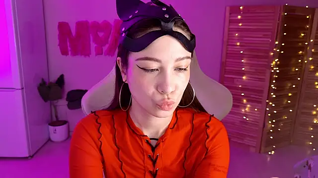 Miss Mia Murr online show from 10-08-25, 04:32