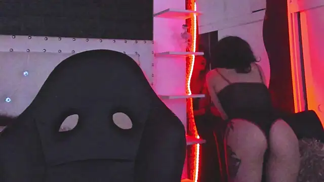 Ghosty Doll online show from 01-08-25, 08:18