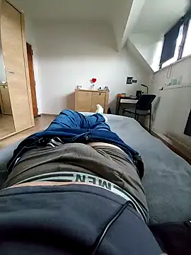 pascalino100 online show from 02-27-25, 09:32