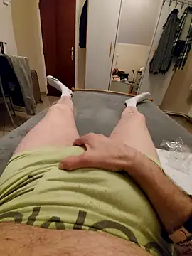 Snapshot of pascalino100 chatting on 11-11-25, 07:14 pascalino100 online show from 11-11-25, 07:14