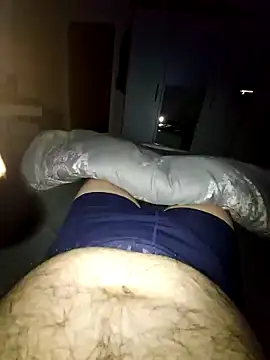 Snapshot of pascalino100 chatting on 11-28-25, 09:17 pascalino100 online show from 11-28-25, 09:17