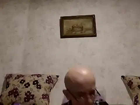Snapshot of mariusica1@xh chatting on 01-08-25, 05:26 mariusica1xh online show from 01-08-25, 05:26