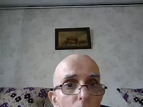 Snapshot of mariusica1@xh chatting on 01-20-25, 12:49 mariusica1xh online show from 01-20-25, 12:49