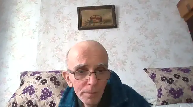 Snapshot of mariusica1@xh chatting on 02-06-25, 09:11 mariusica1xh online show from 02-06-25, 09:11