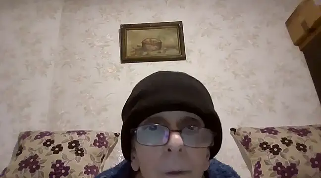 Snapshot of mariusica1@xh chatting on 02-13-25, 02:23 mariusica1xh online show from 02-13-25, 02:23