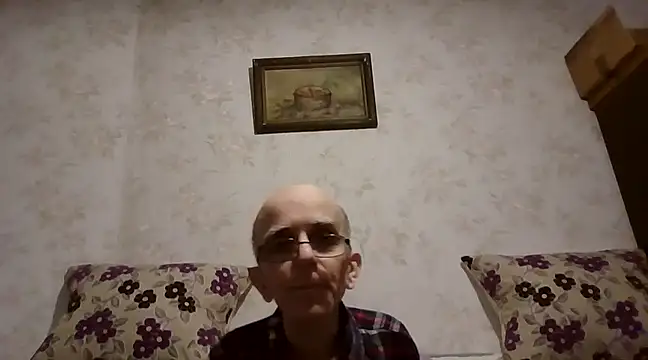 Snapshot of mariusica1@xh chatting on 02-27-25, 06:42 mariusica1xh online show from 02-27-25, 06:42