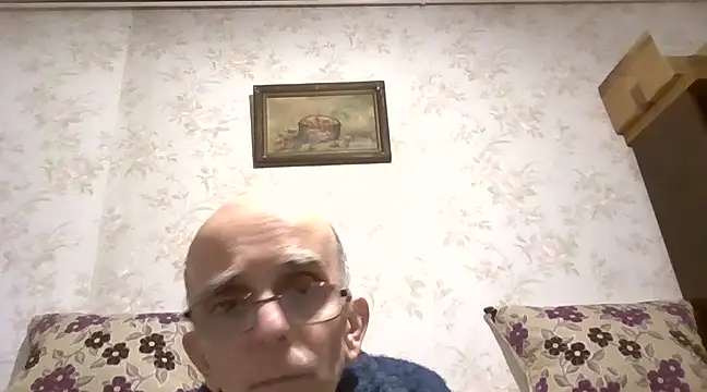 Snapshot of mariusica1@xh chatting on 03-10-25, 09:18 mariusica1xh online show from 03-10-25, 09:18