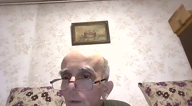 Snapshot of mariusica1@xh chatting on 03-14-25, 07:12 mariusica1xh online show from 03-14-25, 07:12