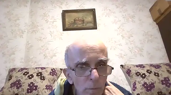 Snapshot of mariusica1@xh chatting on 03-20-25, 04:20 mariusica1xh online show from 03-20-25, 04:20
