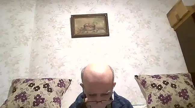 Snapshot of mariusica1@xh chatting on 03-20-25, 07:35 mariusica1xh online show from 03-20-25, 07:35
