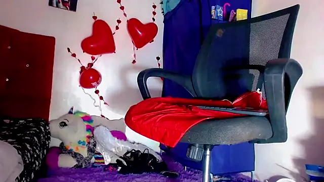 Snapshot of nicol_gill_ chatting on 02-15-25, 02:44 nicol gill online show from 02-15-25, 02:44