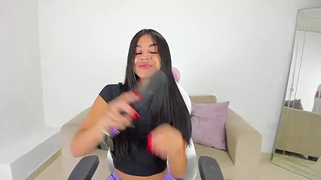 Charlotte cowell sub1  online show from 03-05-25, 10:21