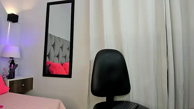 Little Venus03 online show from 01-19-25, 12:39