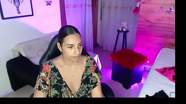 mykaelahoney online show from 03-06-26, 04:53