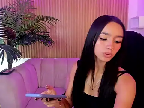 sophie ws online show from 12-02-25, 11:11