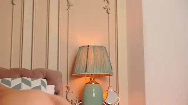 Snapshot of MayaVixxen chatting on 03-24-26, 02:49 MayaVixxen online show from 03-24-26, 02:49