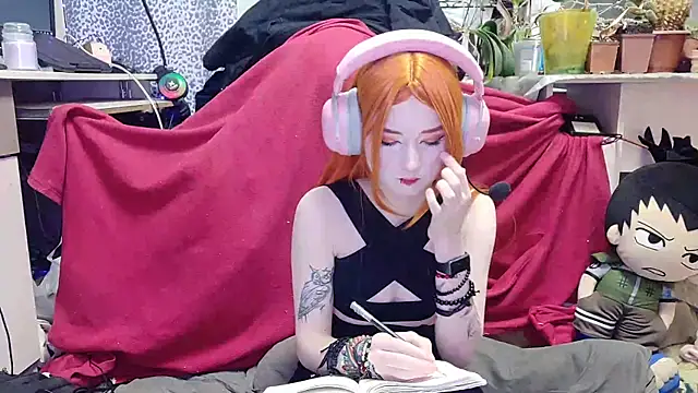 Snapshot of Linda_Harrisons chatting on 02-10-25, 02:30 Linda Harrisons online show from 02-10-25, 02:30