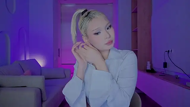 RileyMee online show from 09-23-25, 12:52