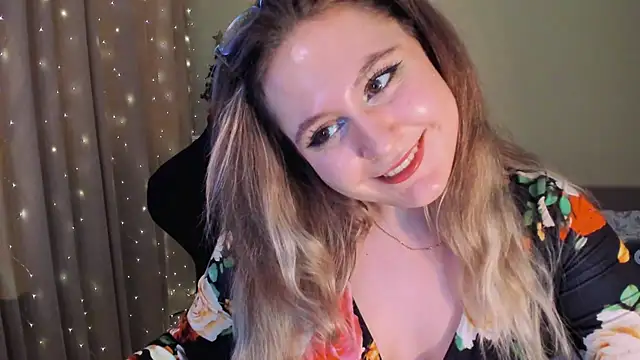 Snapshot of Diana_Flower chatting on 01-11-25, 11:45 Diana Flower online show from 01-11-25, 11:45