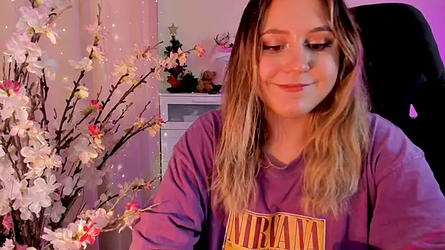 Snapshot of Diana_Flower chatting on 03-21-25, 10:06 Diana Flower online show from 03-21-25, 10:06