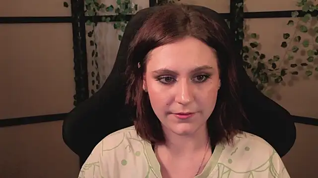 Snapshot of Diana_Flower chatting on 03-14-26, 02:44 Diana Flower online show from 03-14-26, 02:44