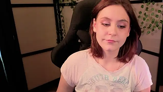 Snapshot of Diana_Flower chatting on 03-18-26, 11:24 Diana Flower online show from 03-18-26, 11:24