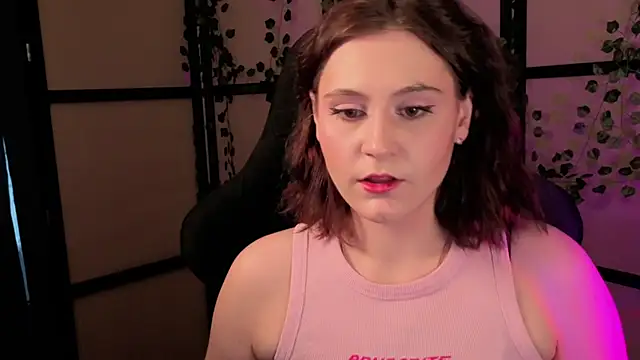 Snapshot of Diana_Flower chatting on 03-19-26, 12:20 Diana Flower online show from 03-19-26, 12:20