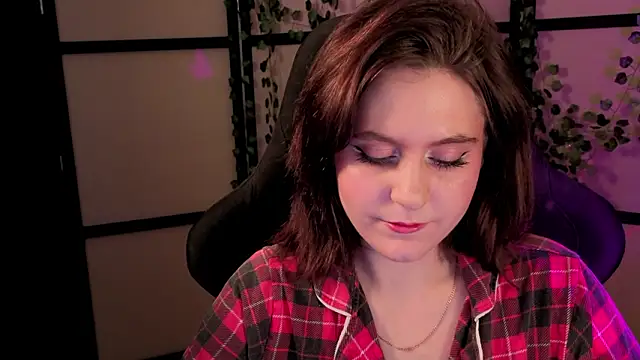 Snapshot of Diana_Flower chatting on 03-21-26, 10:09 Diana Flower online show from 03-21-26, 10:09